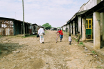 ir paskiausiai keliavau į kitą Kenijos galą - į miestelį prie Viktorijos ežero - Kisumu